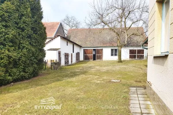 Prodej rodinné domy, 600 m2 - Chlum
