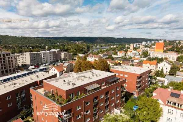 Prodej byty 2+kk, 80 m2 - Praha - Modřany
