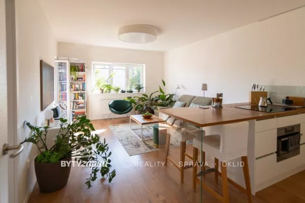 Prodej byty 2+kk, 80 m2 - Praha - Modřany