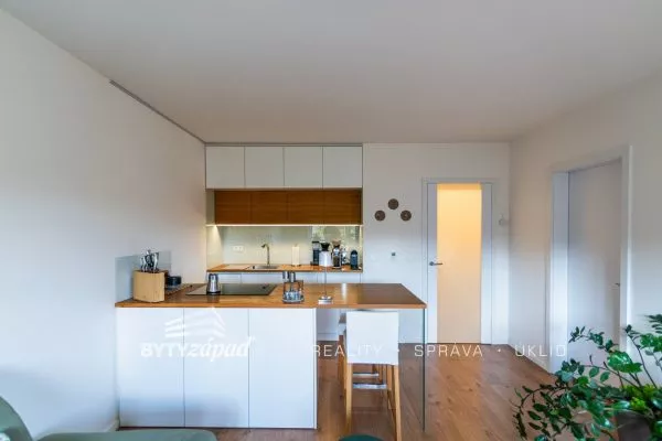 Prodej byty 2+kk, 80 m2 - Praha - Modřany