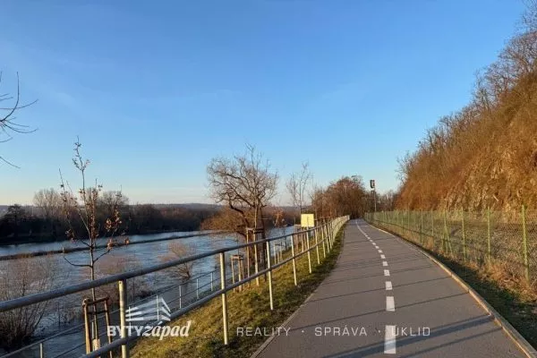 Prodej byty 2+kk, 80 m2 - Praha - Modřany