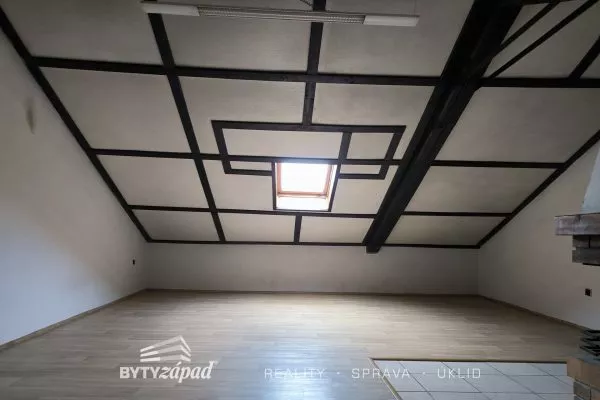 Pronájem, Byty 2+1, 100 m2, Babylon