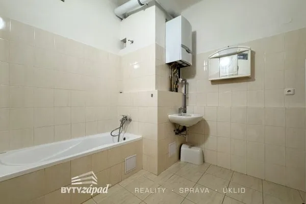 Prodej prostorného zrekonstruovaného 3+kk, 95 m2 s terasou
