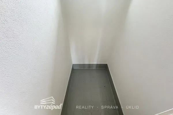 Prodej prostorného zrekonstruovaného 3+kk, 95 m2 s terasou