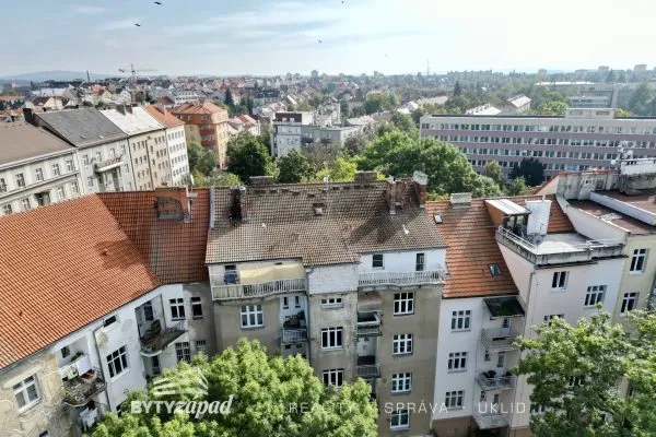 Prodej prostorného zrekonstruovaného 3+kk, 95 m2 s terasou