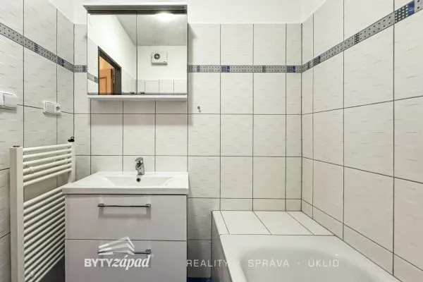 Pronájem slunného bytu 3+kk, 49 m2 v centru Plzně