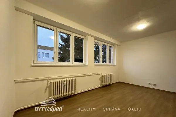 Pronájem, Byty 3+kk, 66m2 - Strašice