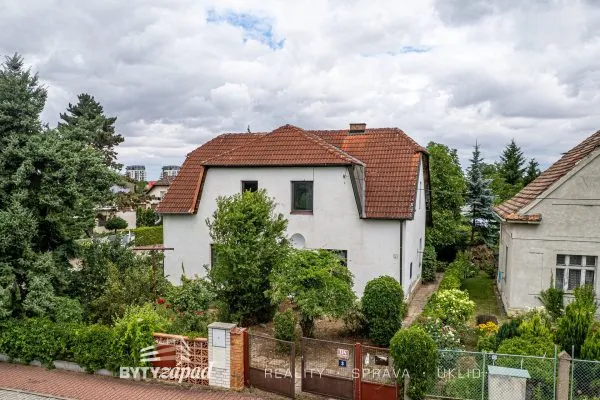 Prodej rodinné domy, 120 m² - Praha - Dolní Měcholupy
