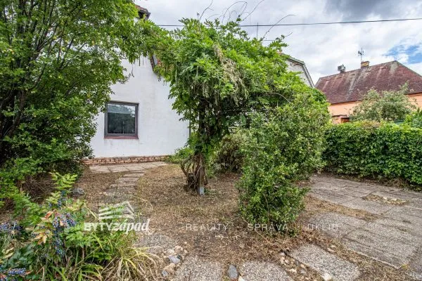 Prodej rodinné domy, 120 m² - Praha - Dolní Měcholupy