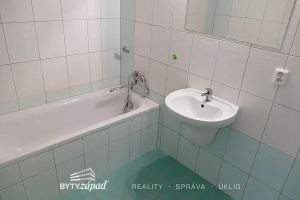 Pronájem bytu 2+kk, 54 m2 - Plzeň - Severní Předměstí
