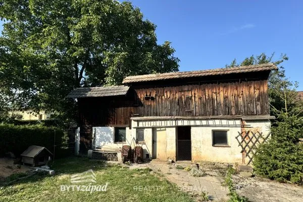 Dům s pozemkem, Chválenice