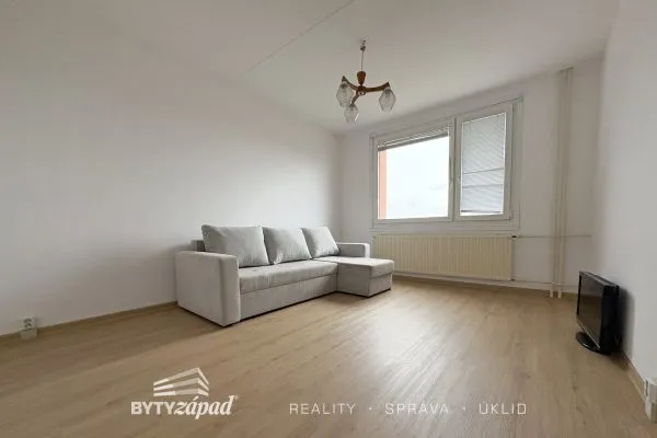 Pronájem bytu 1+1 35 m², Plzeň - Bolevec