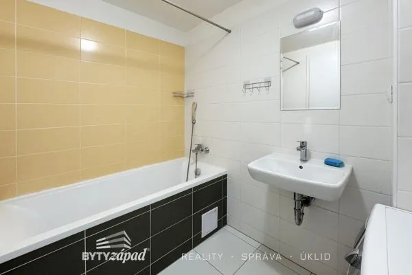 Pronájem bytu 3+kk, 89 m2 s terasou v novostavbě bytového domu Otýlie Beníškové, Plzeň