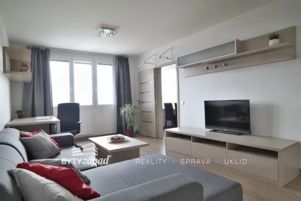 Pronájem bytu 2+1 62 m², Plzeň - Lobzy