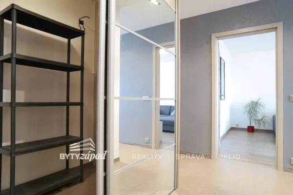 Pronájem bytu 2+1 62 m², Plzeň - Lobzy